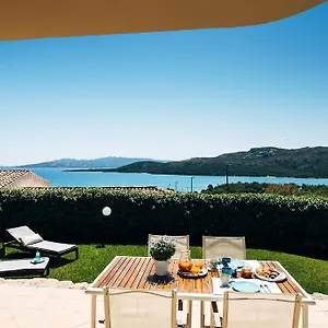 https://le-ville-le-saline.in-sardinia.net