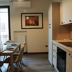 Apartment Palazzo Cinque Greenview, Verona